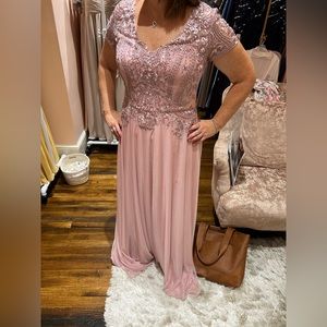 MOB, MOG, Homecoming, Prom Dress!